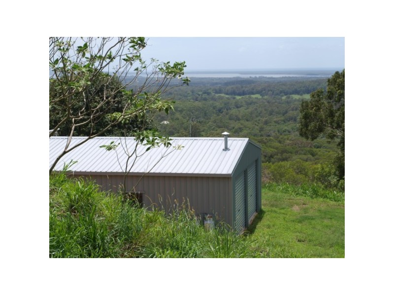 98 Simpsons Road, Cootharaba QLD 4565