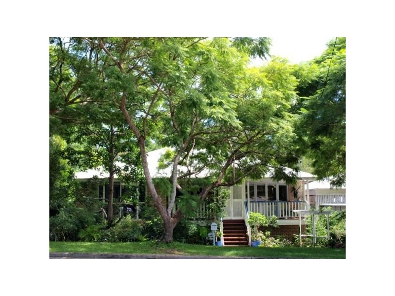 13 Hector  St, Boreen Point QLD 4565