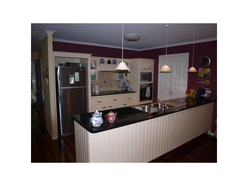 13 Hector  St, Boreen Point QLD 4565