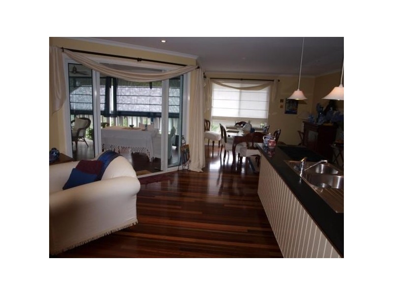 13 Hector  St, Boreen Point QLD 4565