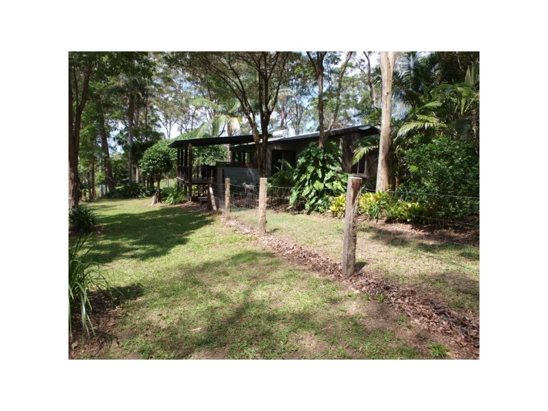 904 Cootharaba Road, Cootharaba QLD 4565