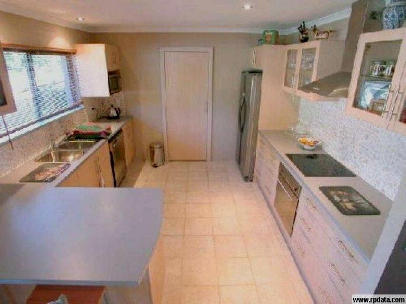 17 Vista  St, Boreen Point QLD 4565