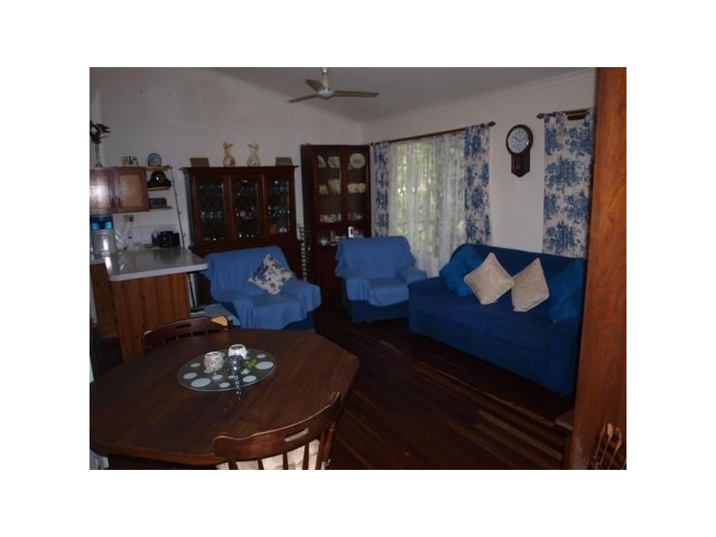 14 Laguna st, Boreen Point QLD 4565