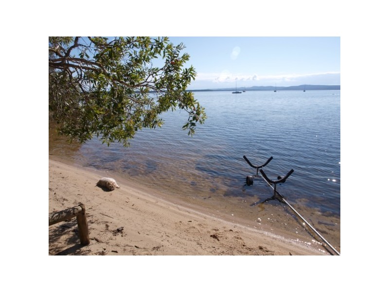 1 Urunga Parade, Boreen Point QLD 4565