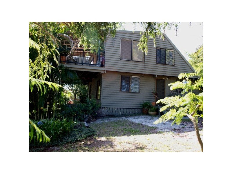 2 Vista Street, Boreen Point QLD 4565