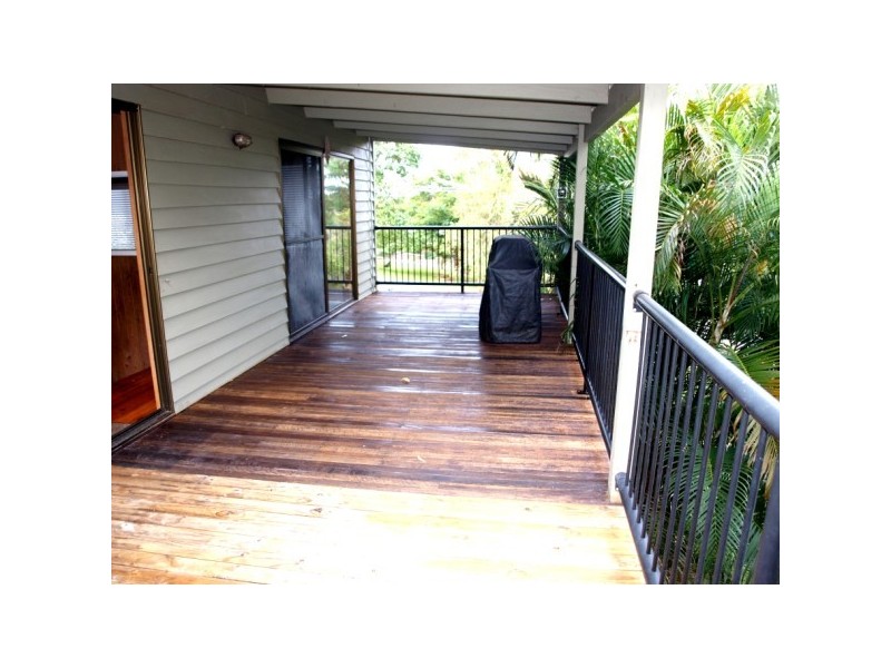 2 Vista Street, Boreen Point QLD 4565