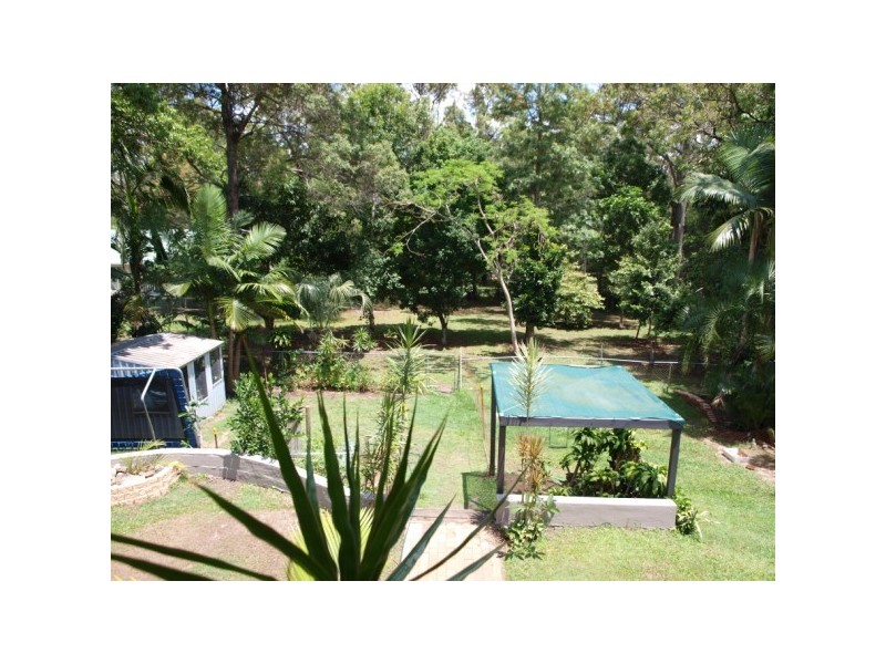 17 Hector Street, Boreen Point QLD 4565