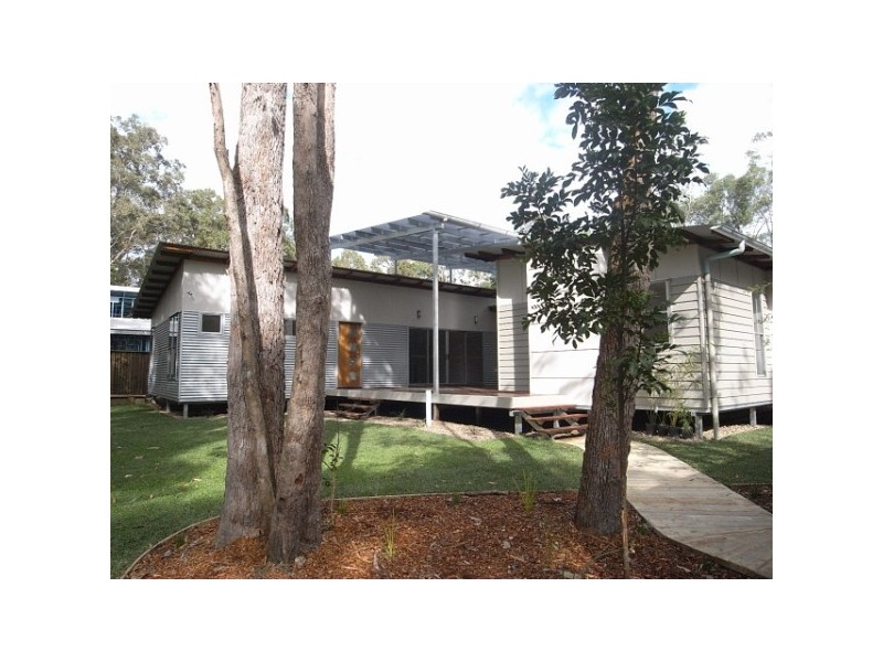 17 Laguna Street, Boreen Point QLD 4565