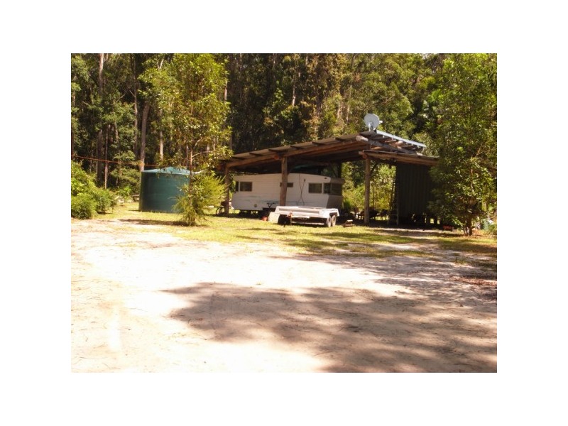 60 Hempsall Road, Cootharaba QLD 4565