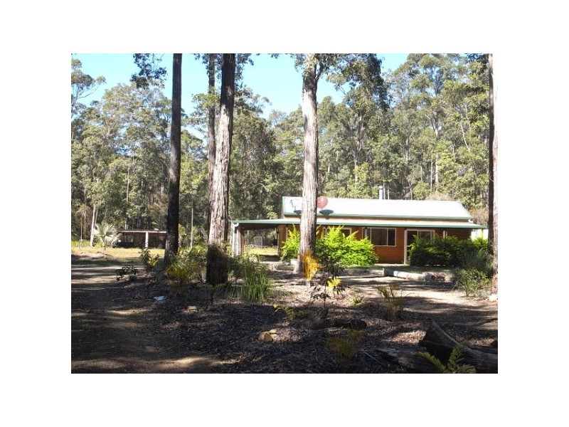 68 Hempsall Road, Cootharaba QLD 4565