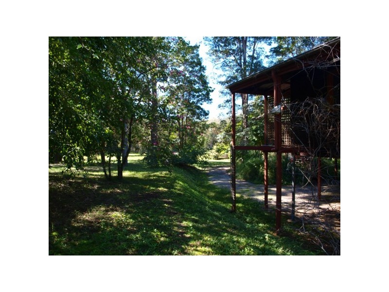 55 Hatch Road, Cootharaba QLD 4565