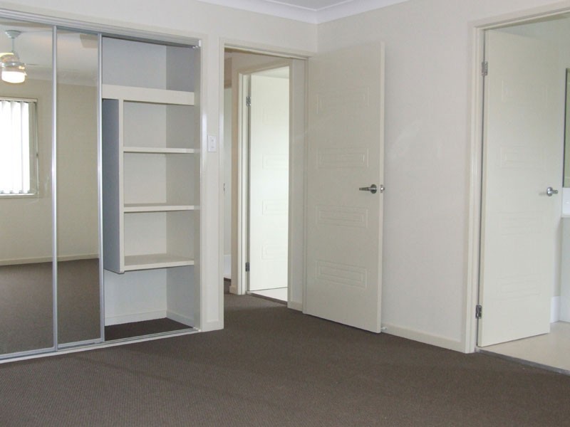 1/9 Cantrill Avenue, Nerang QLD 4211