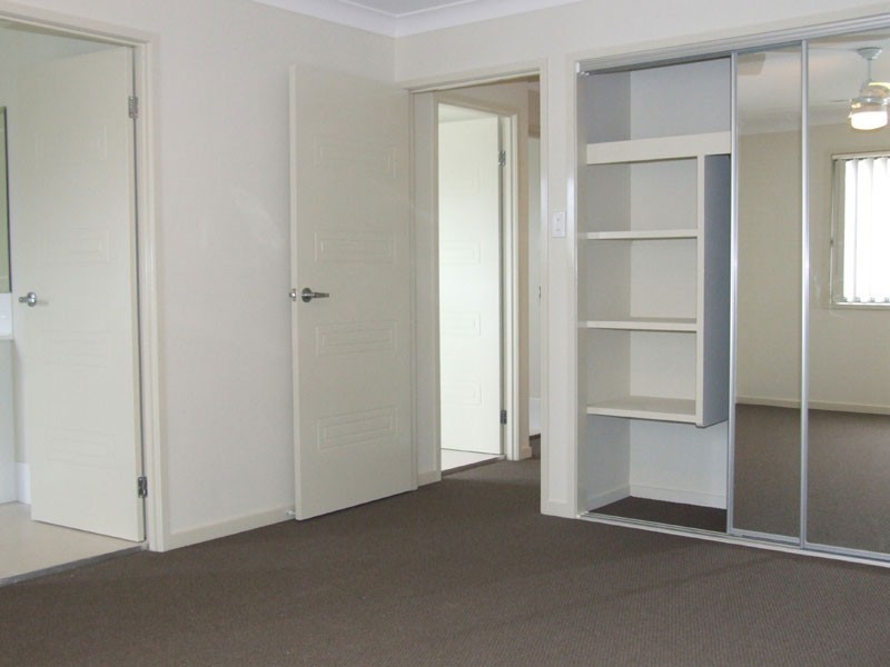 1/10 Cantrill Avenue, Nerang QLD 4211