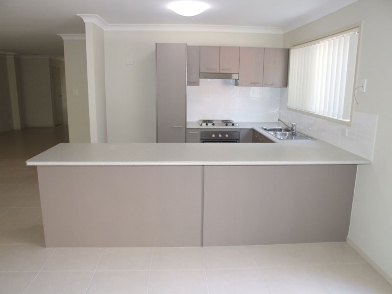 1/10 Cantrill Avenue, Nerang QLD 4211