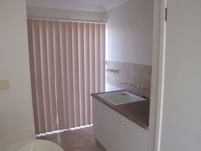 23 Stanford Avenue, Varsity Lakes QLD 4227