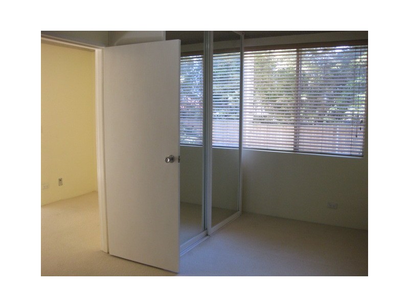 1/16 Soldiers Ave, Freshwater NSW 2096