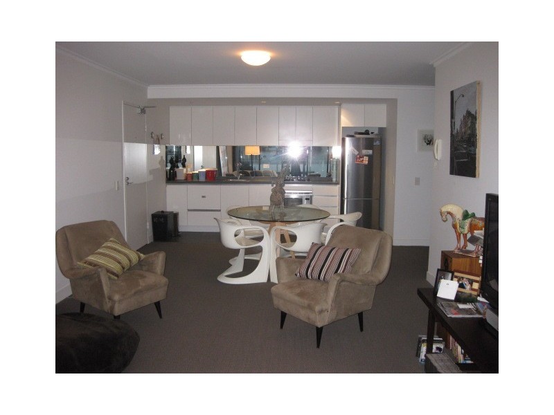 2402/3 Eve Street, Erskineville NSW 2043