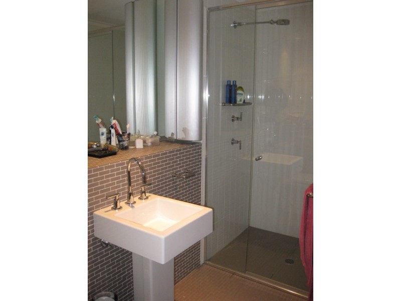 2402/3 Eve Street, Erskineville NSW 2043