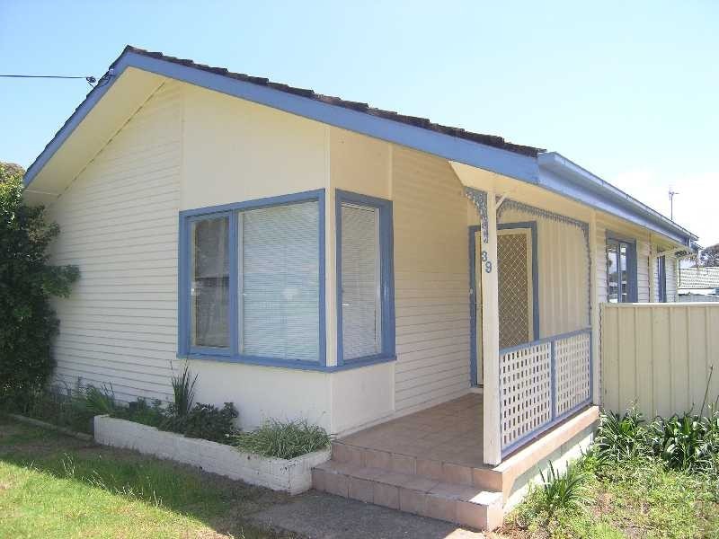 39 McKay Street, Nowra NSW 2541