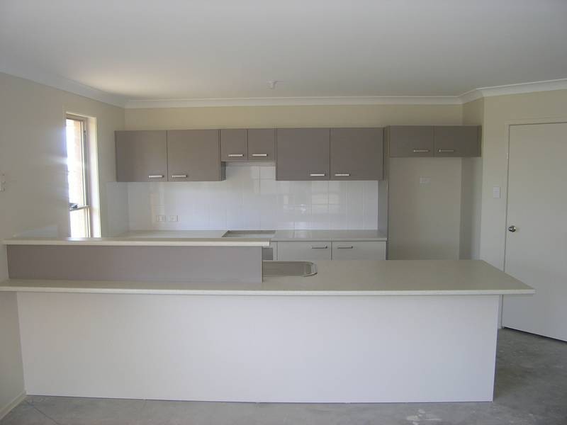 32 Lacebark Grove, Worrigee NSW 2540