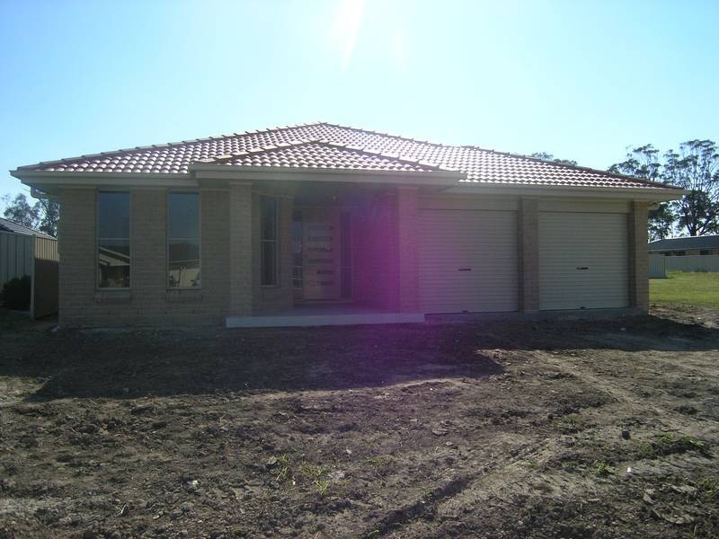 32 Lacebark Grove, Worrigee NSW 2540