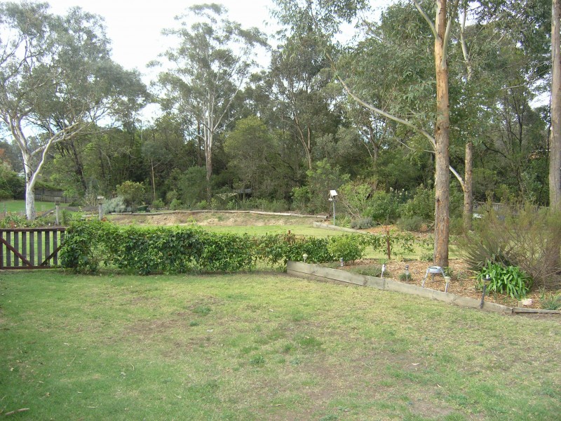 11 Jaycee Avenue, Nowra NSW 2541