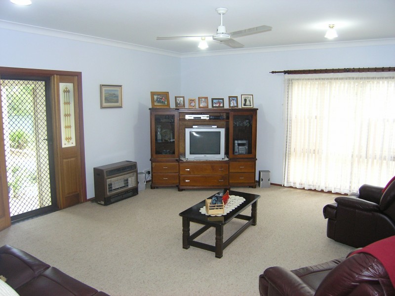 77 Illaroo Road, North Nowra NSW 2541