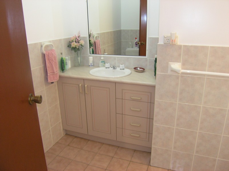 77 Illaroo Road, North Nowra NSW 2541