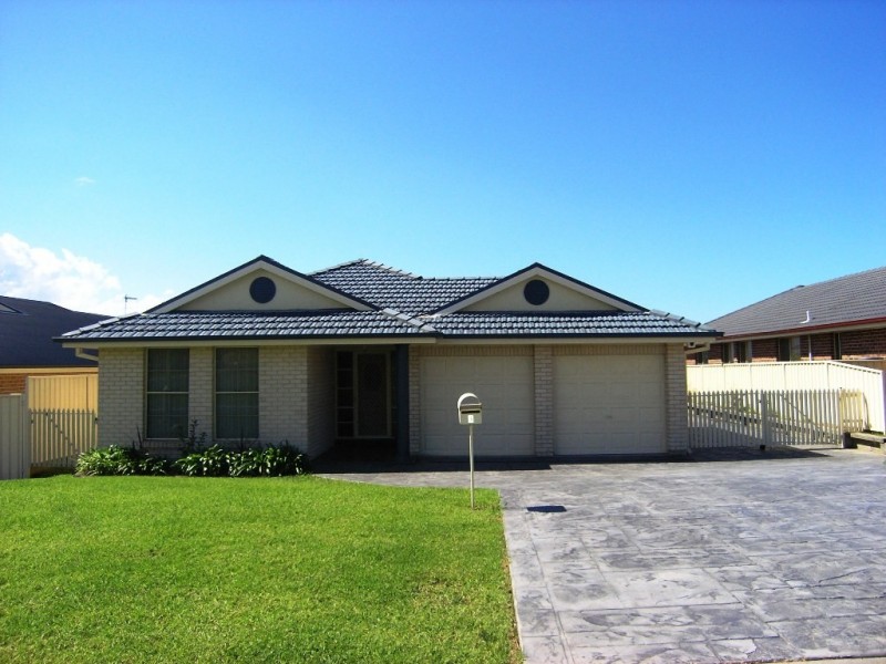 3 Mildura St, Worrigee NSW 2540