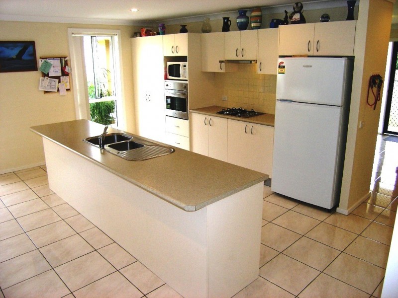 2 Whitewood St, Worrigee NSW 2540