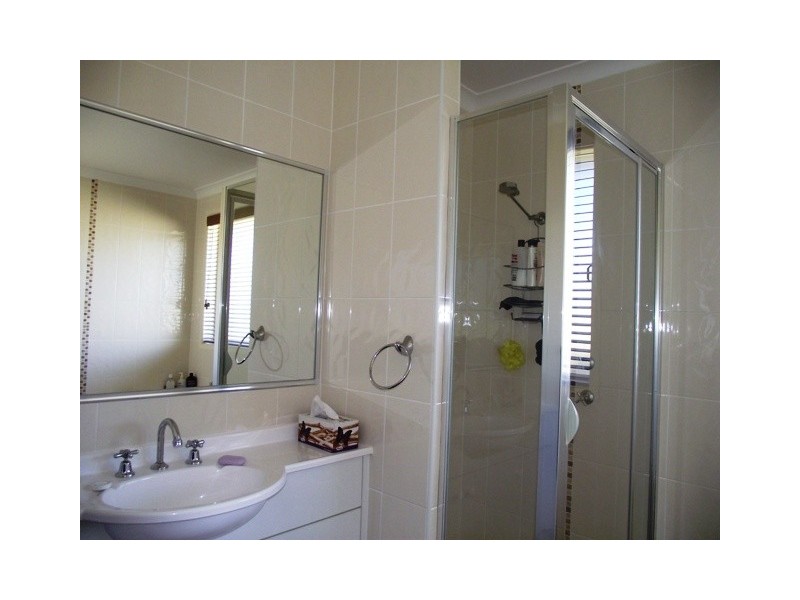 1 Kardella Ave, Worrigee NSW 2540