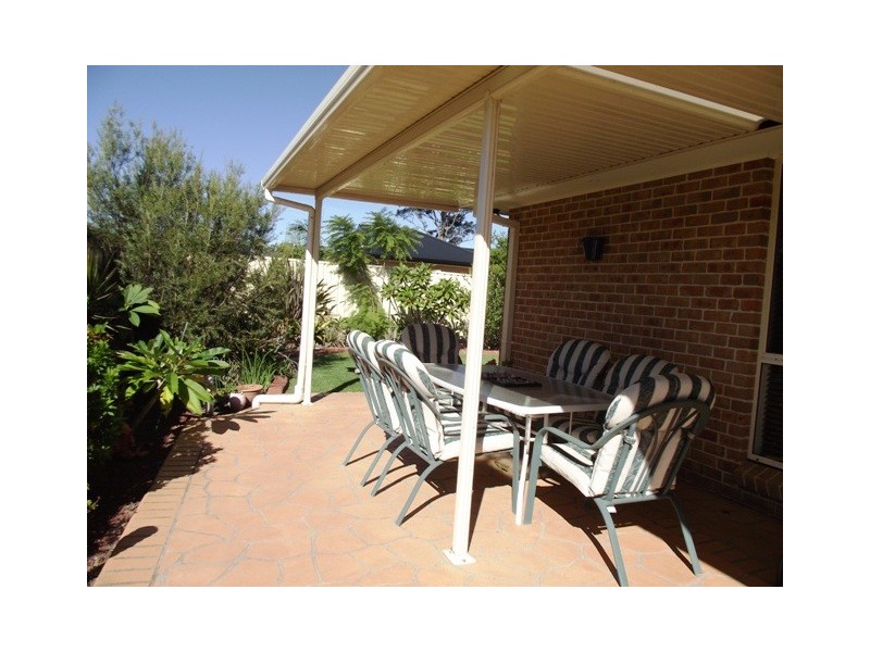 1 Kardella Ave, Worrigee NSW 2540