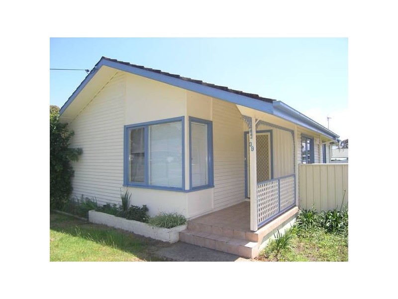 39 McKay Street, Nowra NSW 2541
