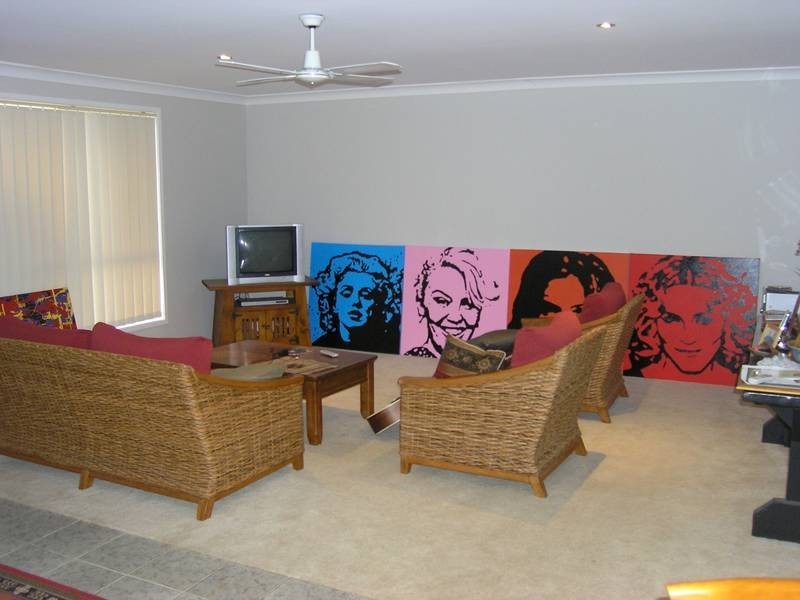 3 St James Crescent, Worrigee NSW 2540