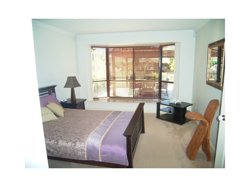 Broadbeach Waters QLD 4218