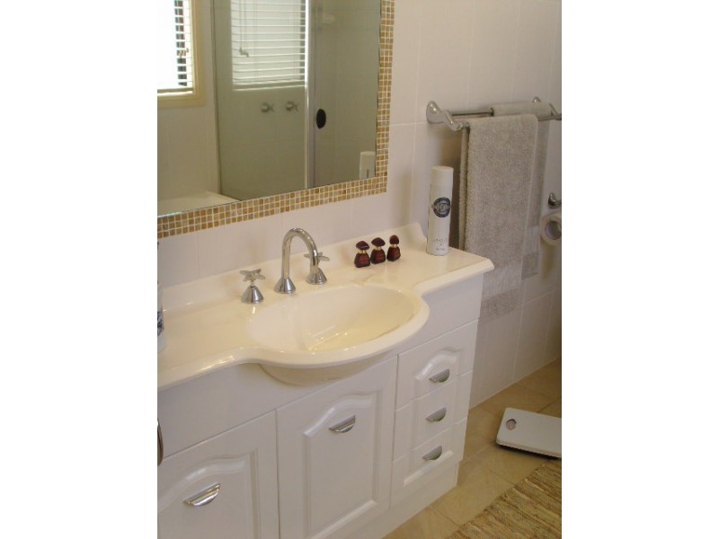 Broadbeach Waters QLD 4218