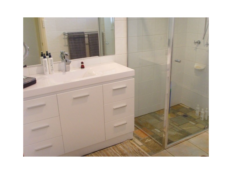 Broadbeach Waters QLD 4218