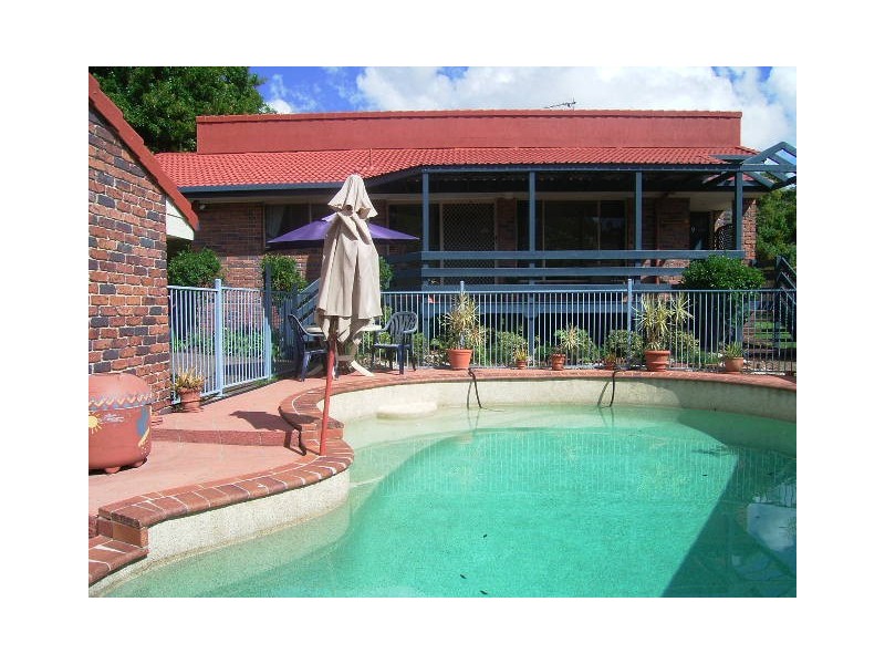 Pacific Pines QLD 4211