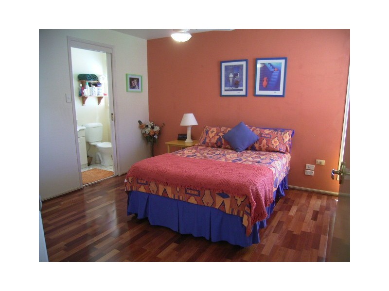 Pacific Pines QLD 4211