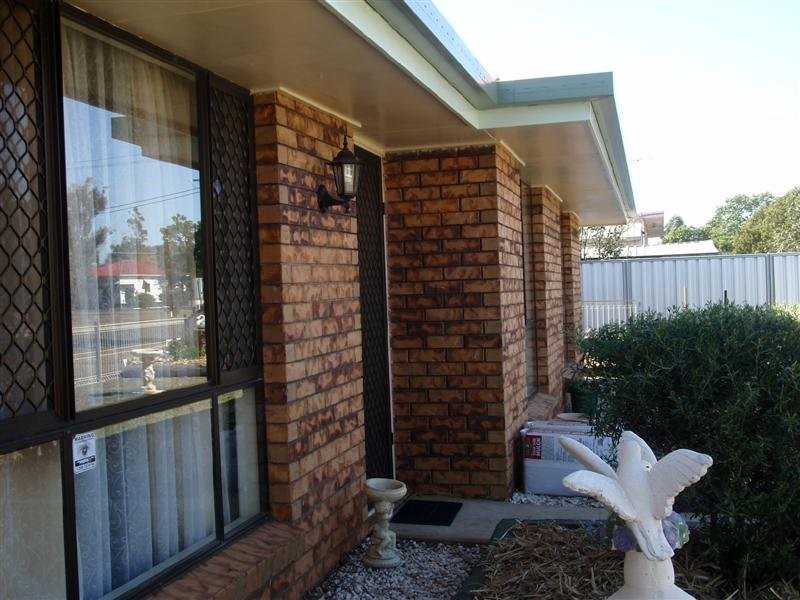 4 Rome Street, Oakey QLD 4401