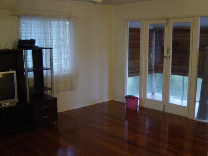 57 Glenmore Street, Kallangur QLD 4503