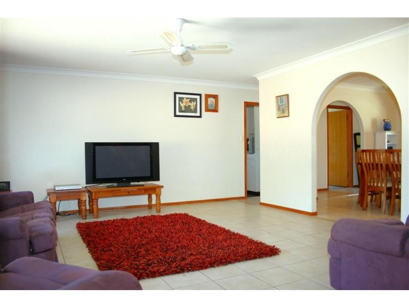 56 Youngs Street, Petrie QLD 4502