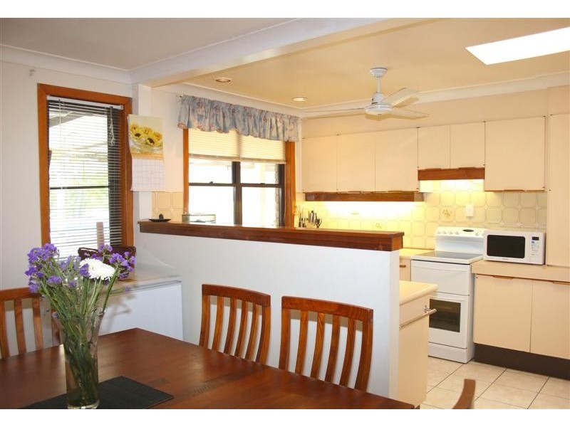 56 Youngs Street, Petrie QLD 4502