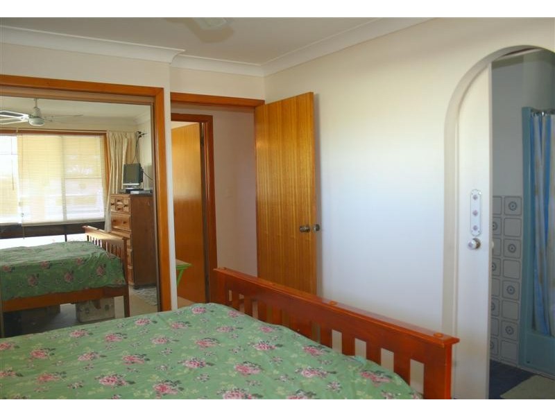 56 Youngs Street, Petrie QLD 4502