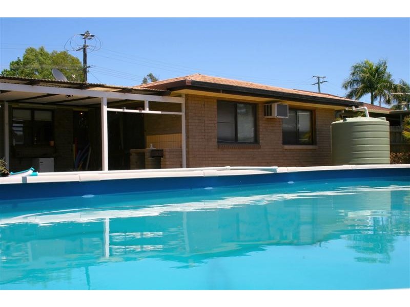 56 Youngs Street, Petrie QLD 4502