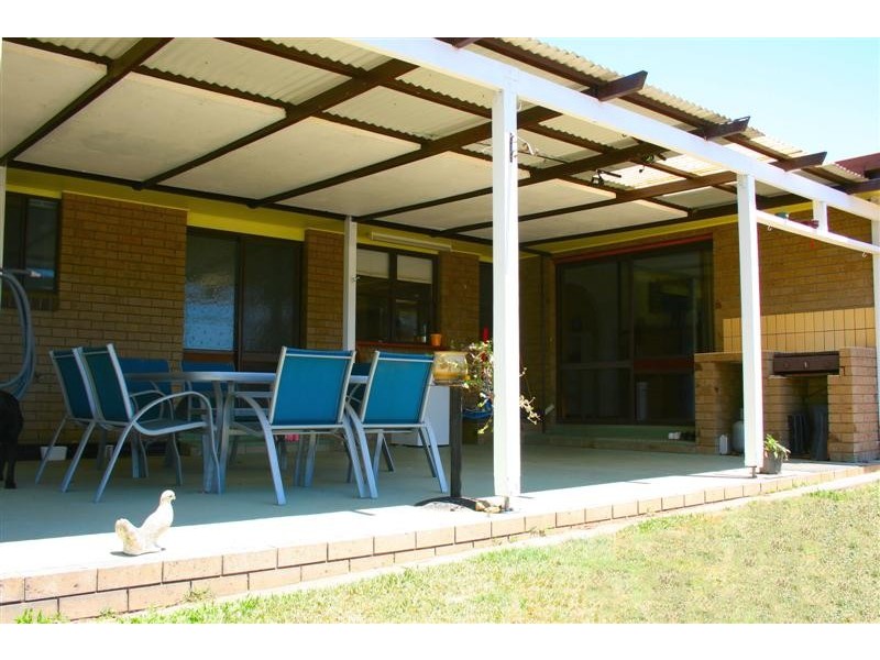 56 Youngs Street, Petrie QLD 4502