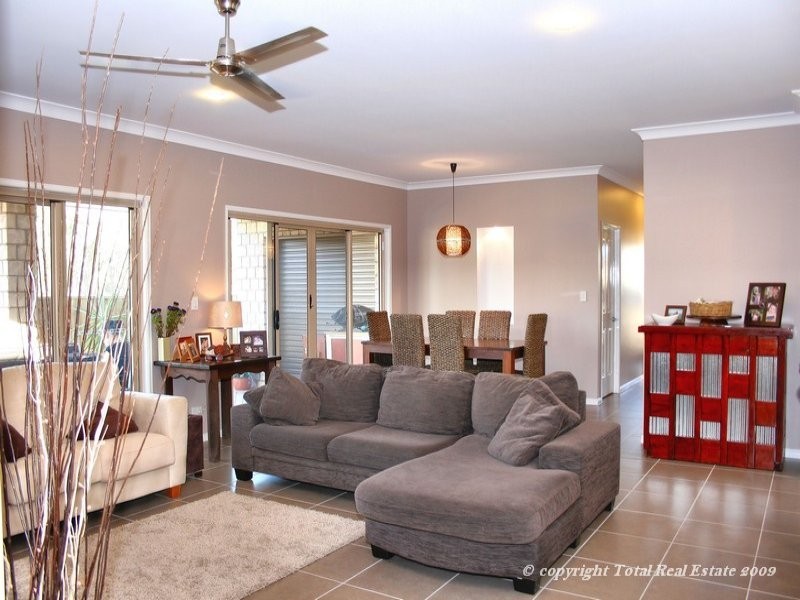 15 Basil Road, Griffin QLD 4503