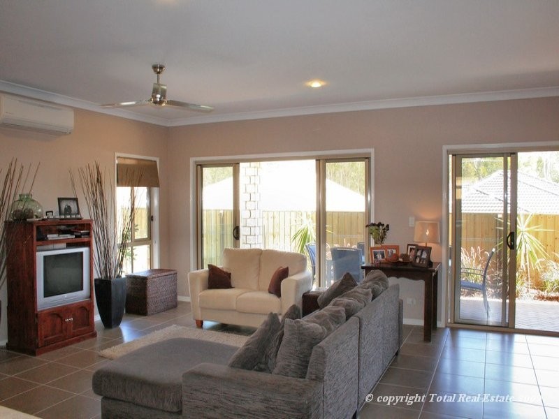 15 Basil Road, Griffin QLD 4503