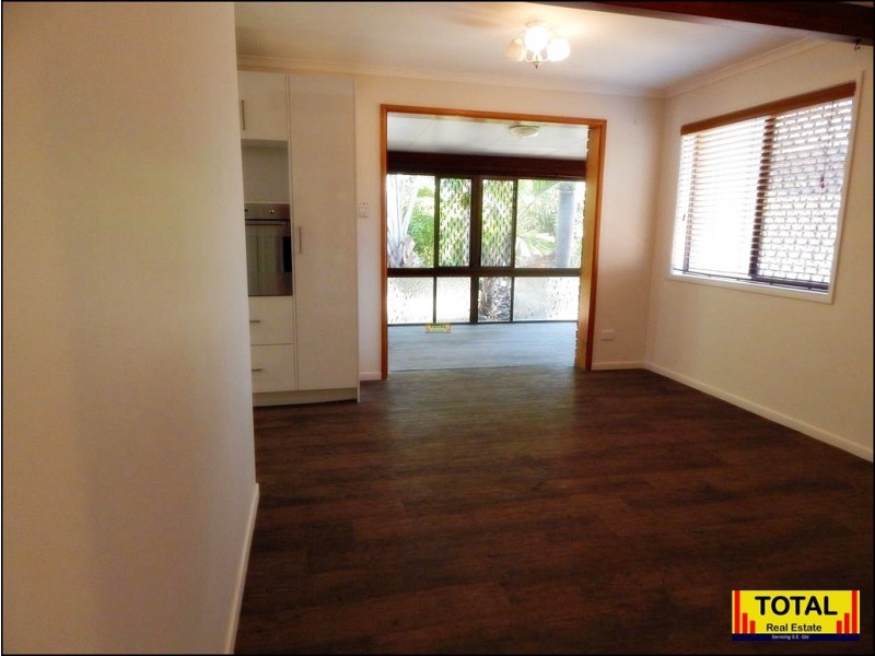 33 Brittainy Street, Petrie QLD 4502