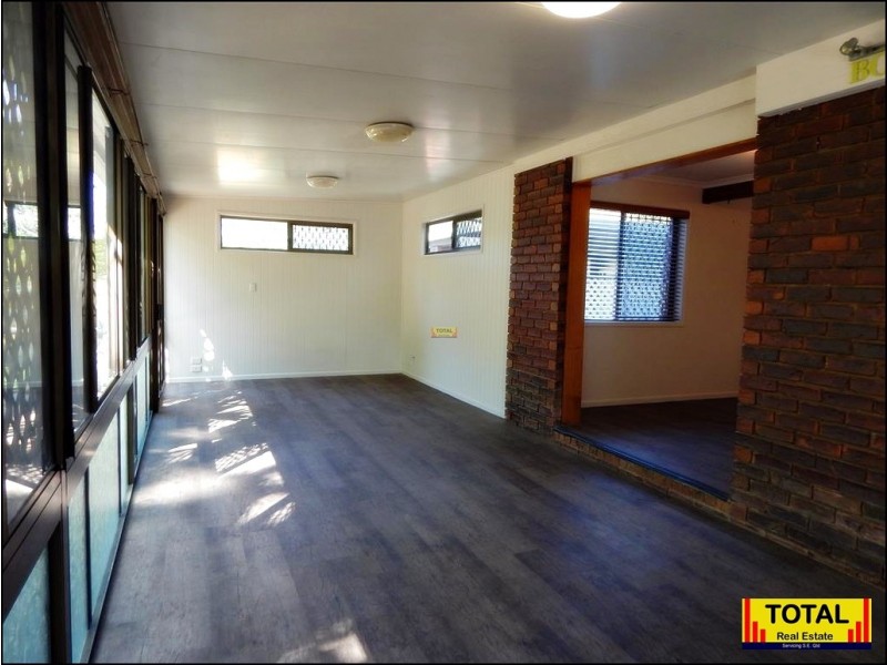 33 Brittainy Street, Petrie QLD 4502